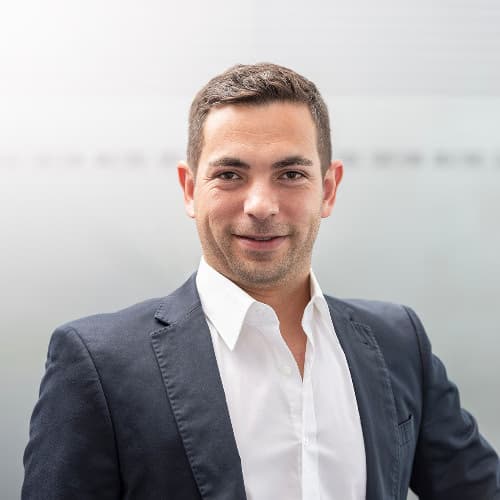 Aurenz simplifies their partner and end-user experiences with eesel AI